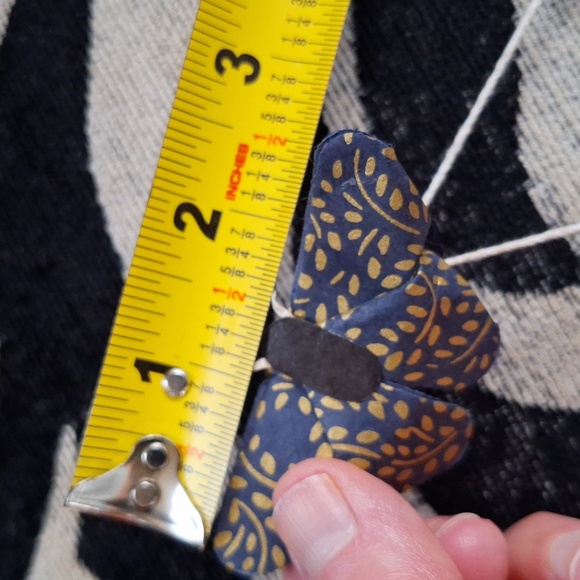 Delicate Origami Butterfly Garland - Picture 14 of 15